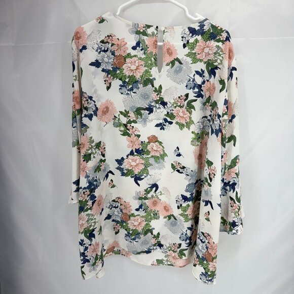 Rose & Olive Women 2X Floral Blouse Tunic Top Round Neck 3/4 Bell Sleeve Flowy - Picture 3 of 9